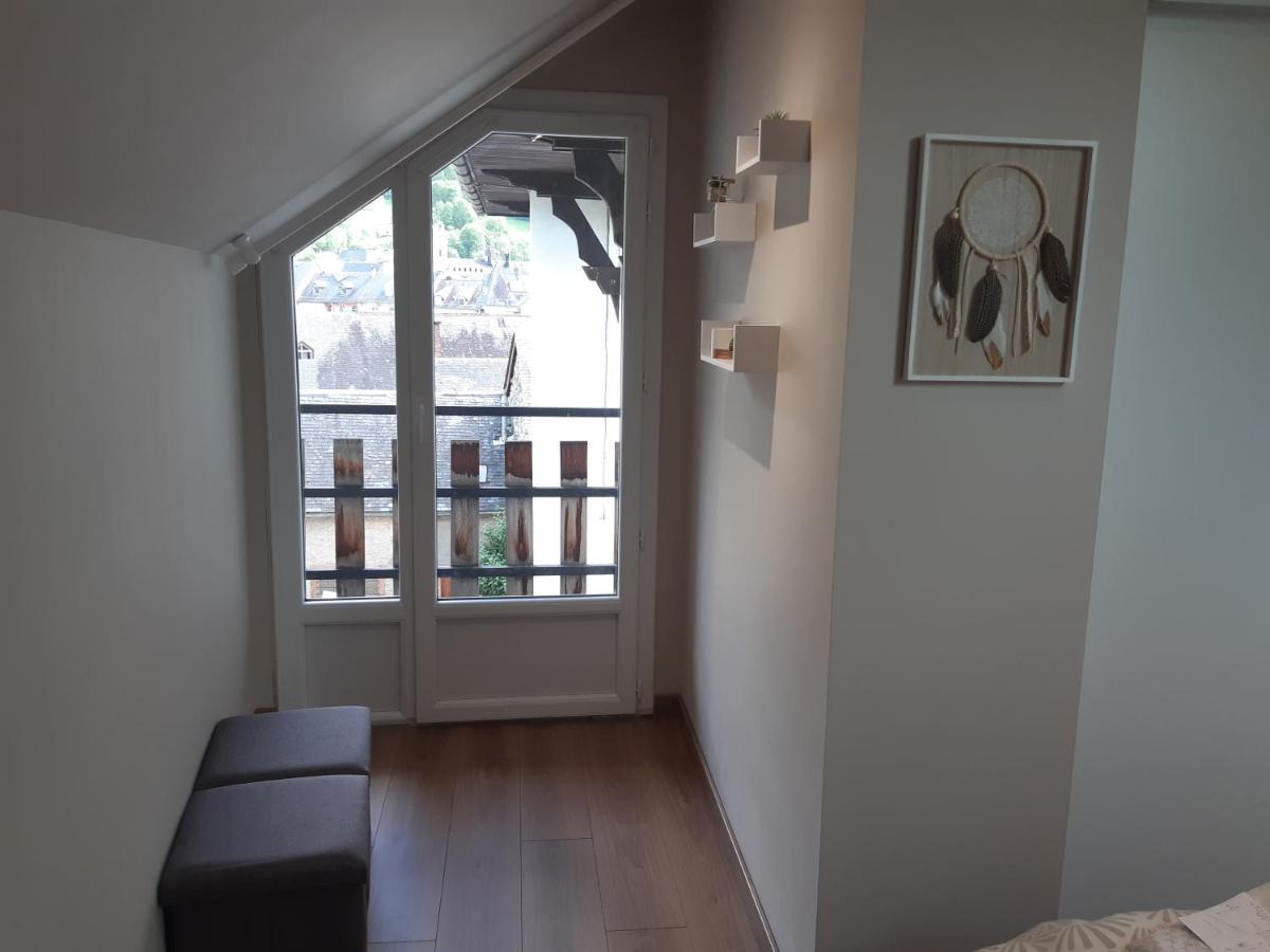 Appartement Vue Montagne Люс-Сен-Совёр Экстерьер фото